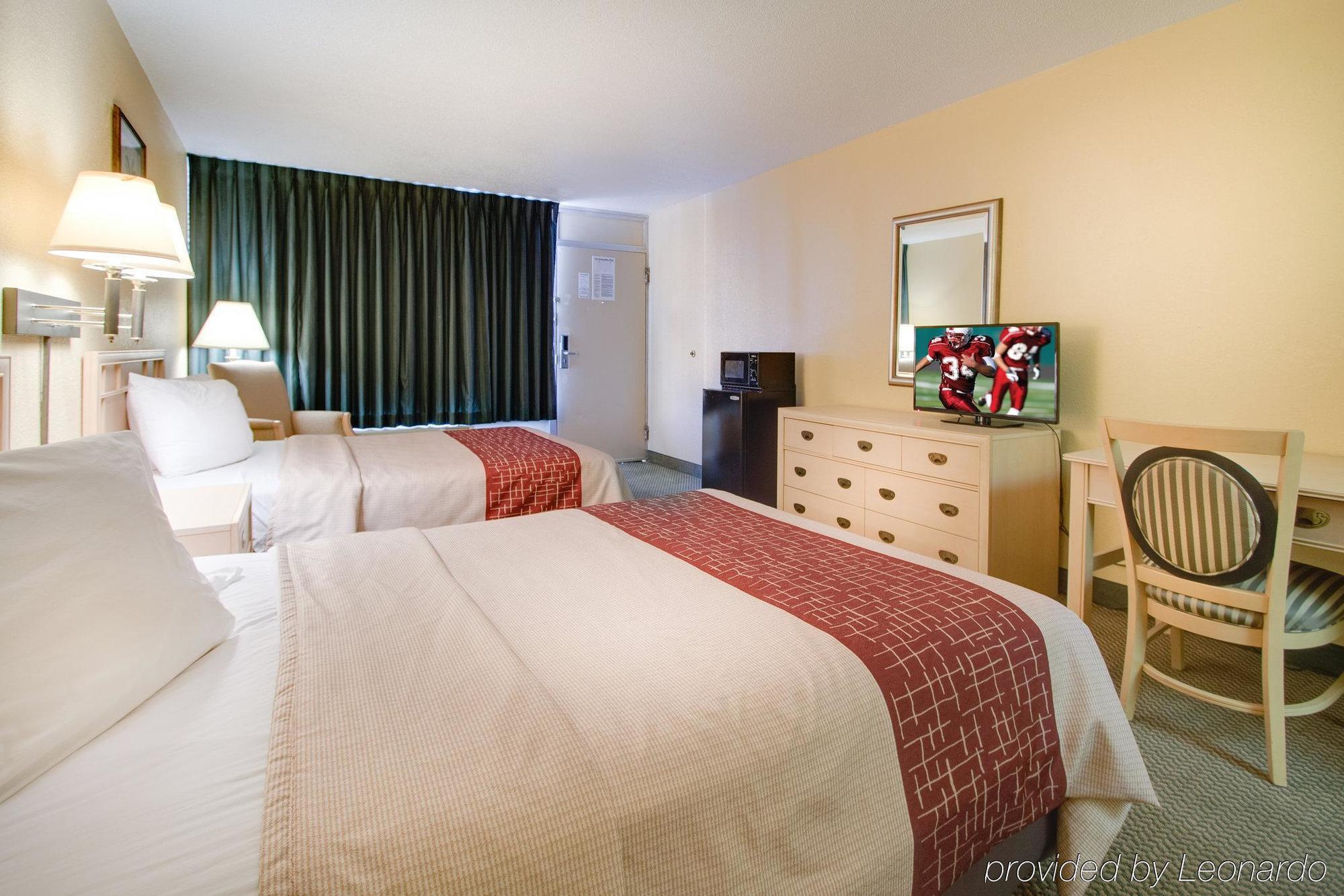 Oyo Hotel Dundee By Crystal Lake 外观 照片